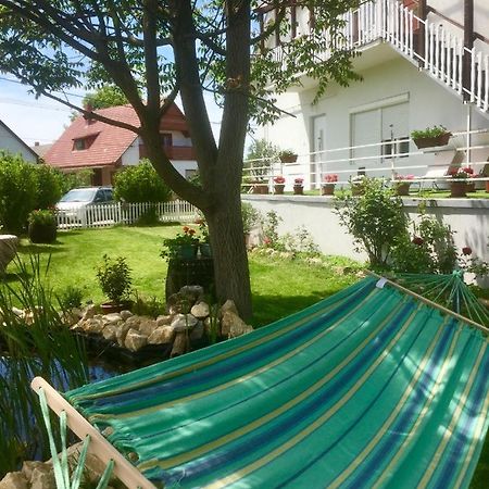 Lelle-Kert Apartman 02 Balatonlelle Zewnętrze zdjęcie