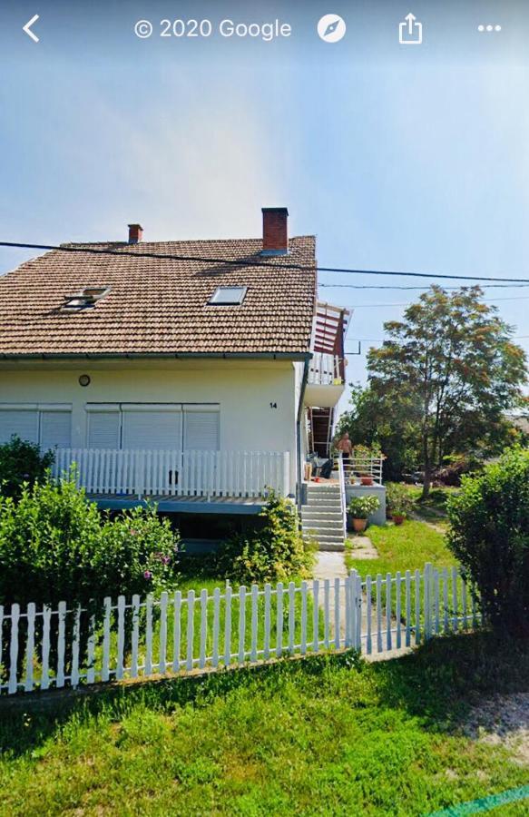 Lelle-Kert Apartman 02 Balatonlelle Zewnętrze zdjęcie