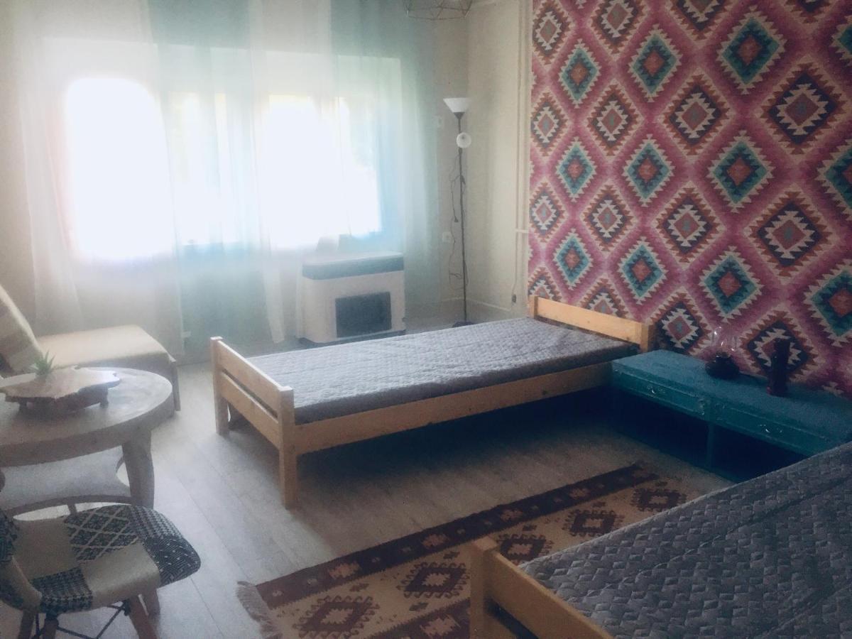 Lelle-Kert Apartman 02 Balatonlelle Zewnętrze zdjęcie